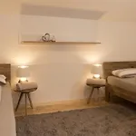 With 4 Bedrooms Tschagguns