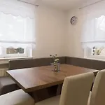 With 4 Bedrooms Holiday home