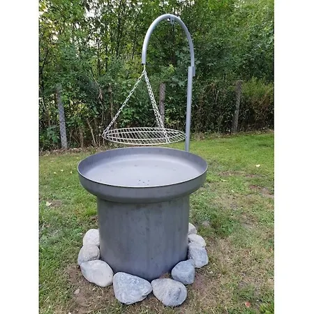 With 4 Bedrooms Prázdninový dům Tschagguns